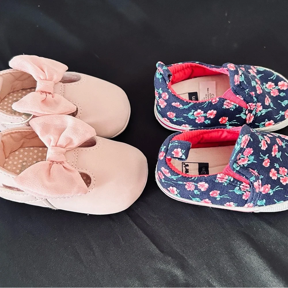 Two Pair Carter's Adorable Soft-Sole Shoes/Infants 0-3 Months/Like New